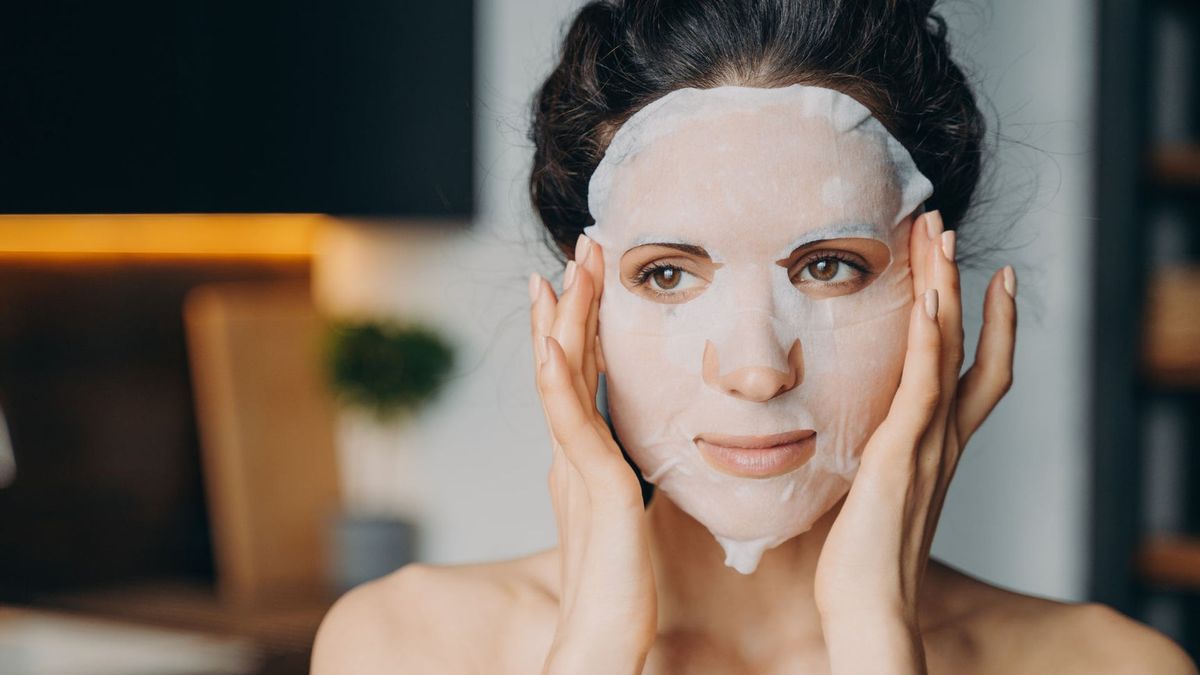 5 Sheet Mask Terbaik untuk untuk Mencerahkan Wajah